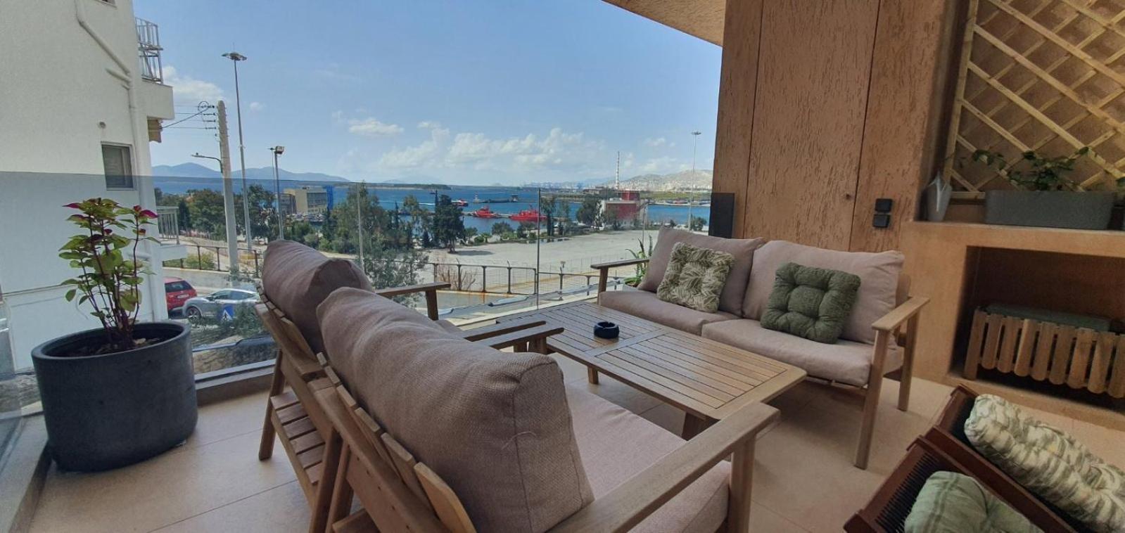 Sea View Garden Suites بيرايوس المظهر الخارجي الصورة
